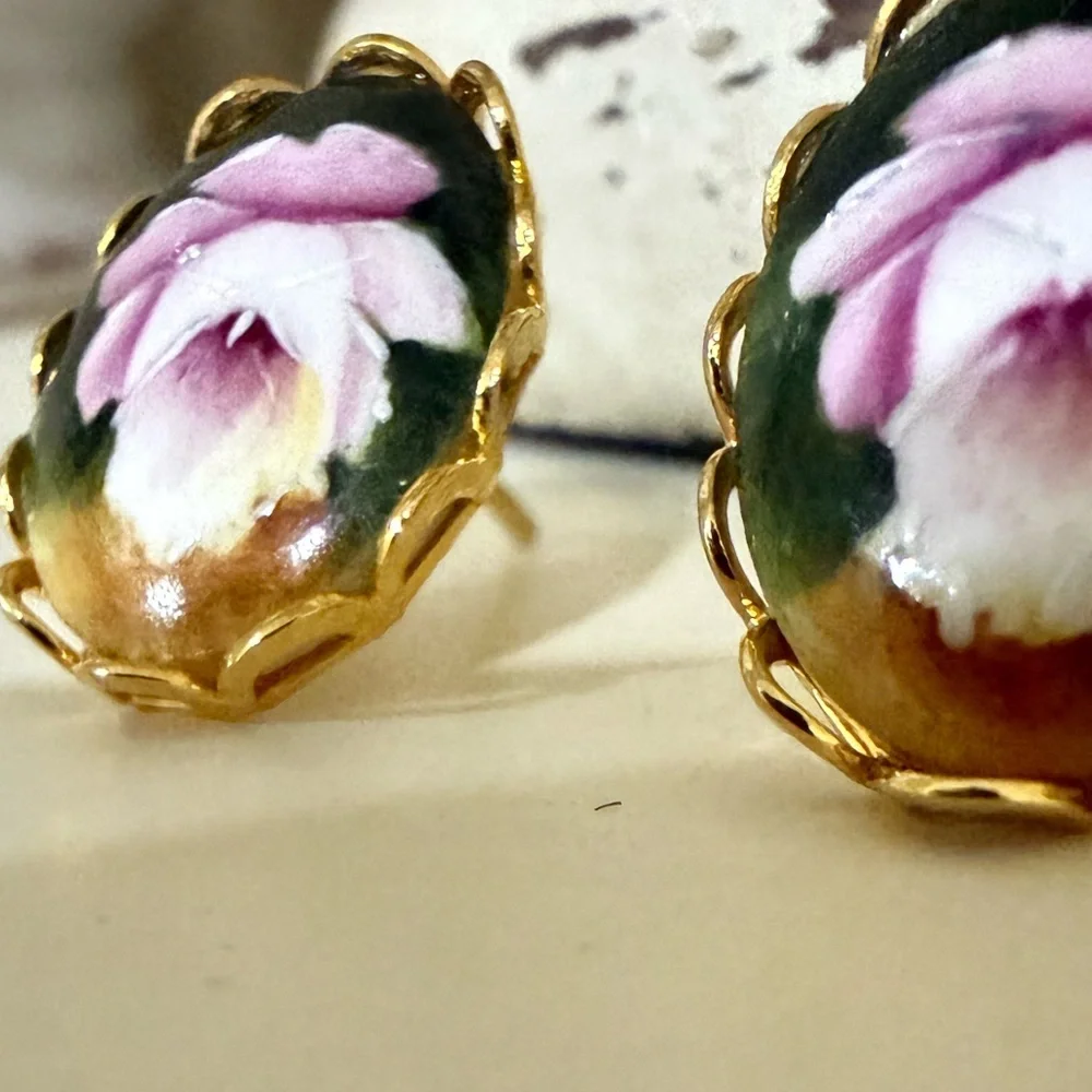 Vintage Painted Floral Gold Tone Earrings